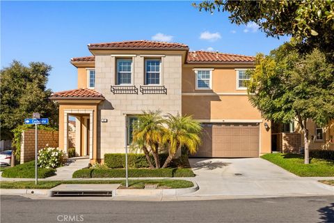 42 Castellana Lake Forest CA 92630