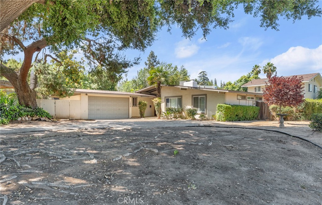 1204 San Jacinto