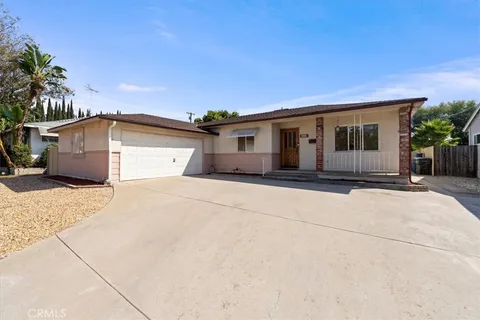 644 W Gaillard St, Glendora, CA 91740 - MLS#: CV25238533