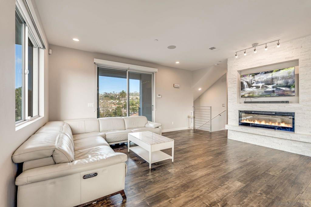 7570 Gibraltar Unit 101