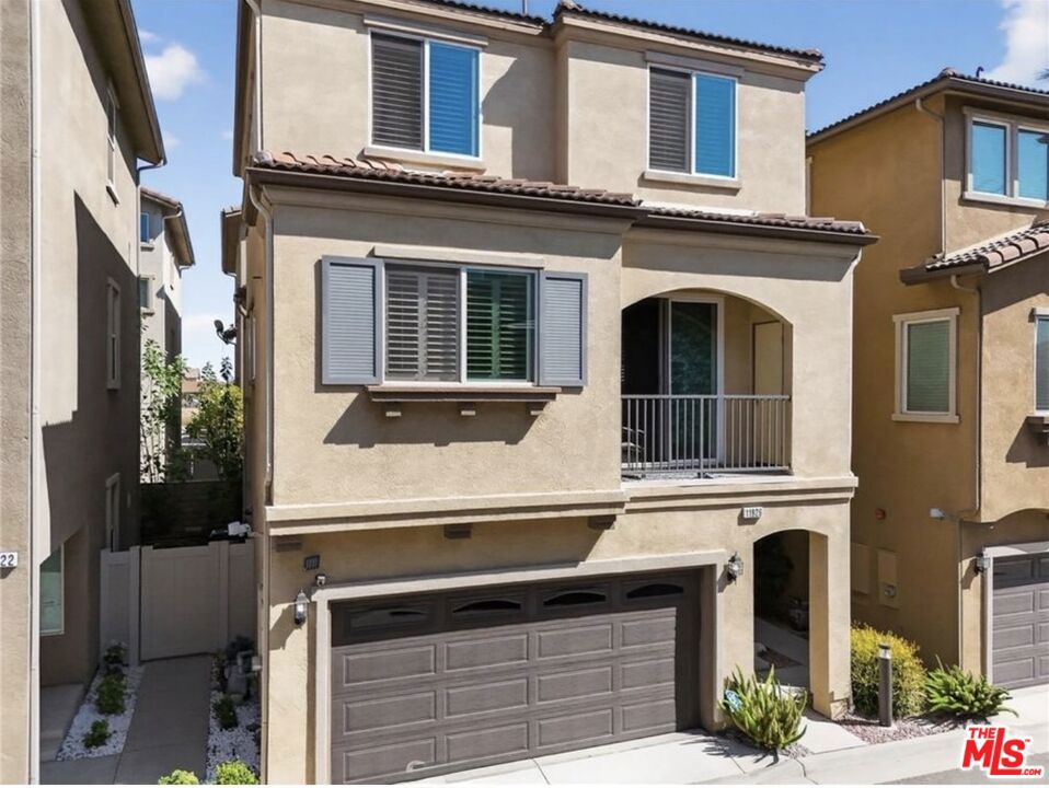 11926 Olive Glen Lane, Los Angeles CA 90047