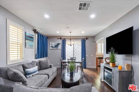 Photo of 11926 Olive Glen Lane, Los Angeles, CA 90047 (MLS # 26670827)