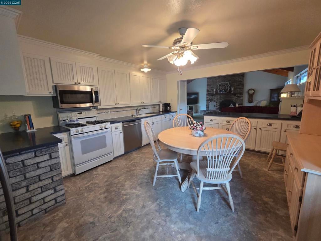 3610 Carrillo Drive