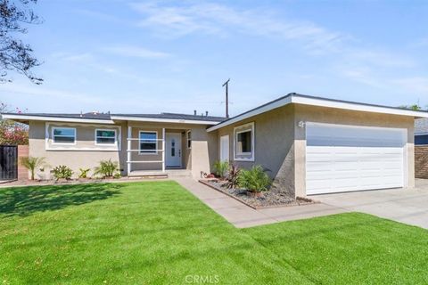 Photo of 1325 1325 E Romneya, Anaheim, CA 92805 (MLS # OC25231880)