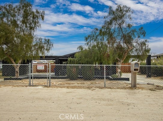 7167 Cherokee Trail