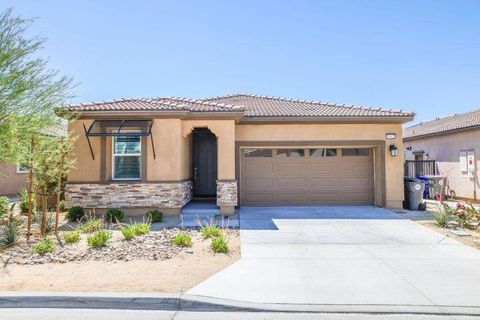 Photo of 35425 Domani Drive, Palm Desert, CA 92211 (MLS # 219137760DA)