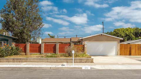 Photo of 870 Darrell St ST, Costa Mesa, CA 92627 (MLS # PTP2606348)