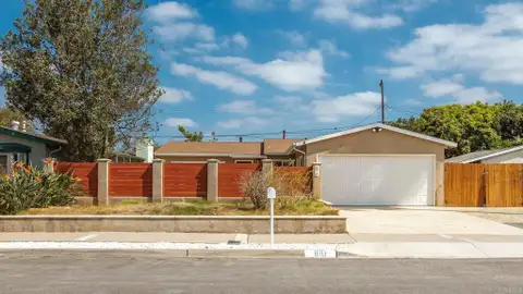 870 Darrell St, Costa Mesa, CA 92627 - MLS#: PTP2606348