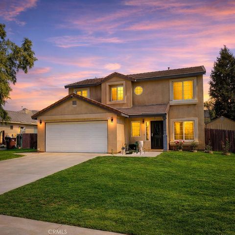 Photo of 1650 Ravenswood Road, Beaumont, CA 92223 (MLS # CV26050652)