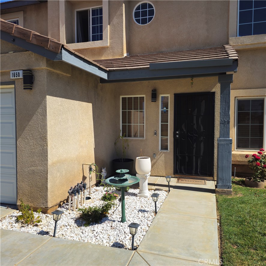 1650 Ravenswood Road