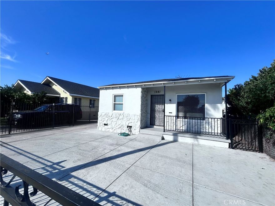 Welcome to this beautifully remodeled home perfectly located near Downtown Los Angeles, SoFi Stadium, and LAX. Step up to the inviting front porch — the ideal spot to relax and unwind — and enter into a warm, tranquil living space filled with natural light.



This charming home features 3 spacious bedrooms and 1 bathroom, with sunlight flowing through the living room into the modern, updated kitchen. The long driveway accommodates up to 4 large vehicles, and there’s an additional storage room behind the garage for extra convenience.



There’s great potential to build an ADU or convert the existing garage into a separate living unit, creating an excellent opportunity for added income or extended family living.



The home includes a newly installed copper plumbing system and a reliable heating and air conditioning system, ensuring comfort year-round.



Move-in ready and full of potential — this home is a perfect blend of comfort, style, and opportunity!