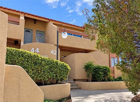 Photo of 1400 W Edgehill RD, San Bernardino, CA 92405 (MLS # CV26225529)