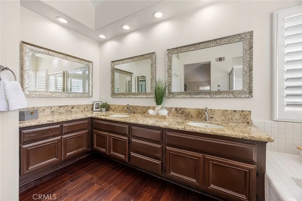 Yorba Linda, California 92887, United States, 4 Bedrooms Bedrooms, ,3 BathroomsBathrooms,Residential,Pending,205121