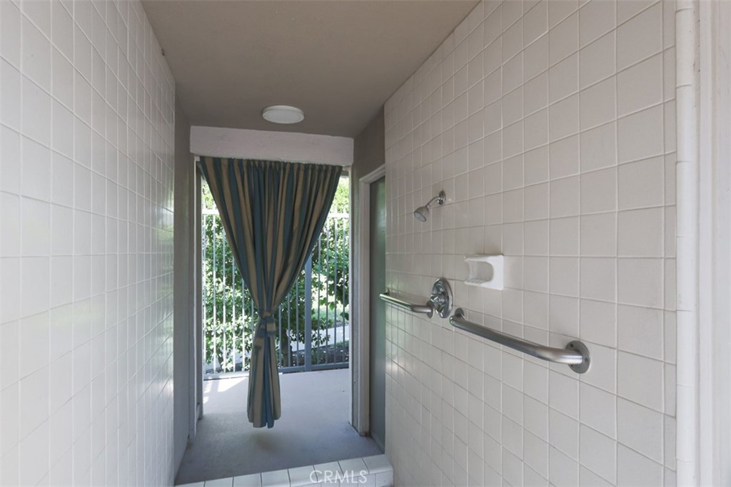 Green Tree - Residential