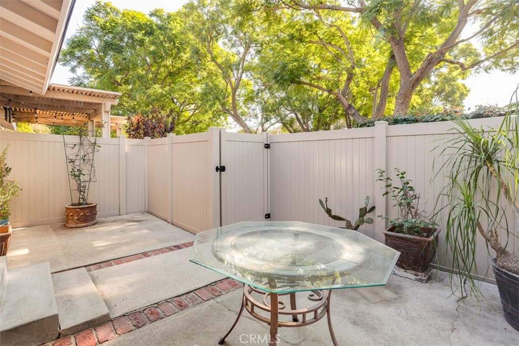 Green Tree - Residential