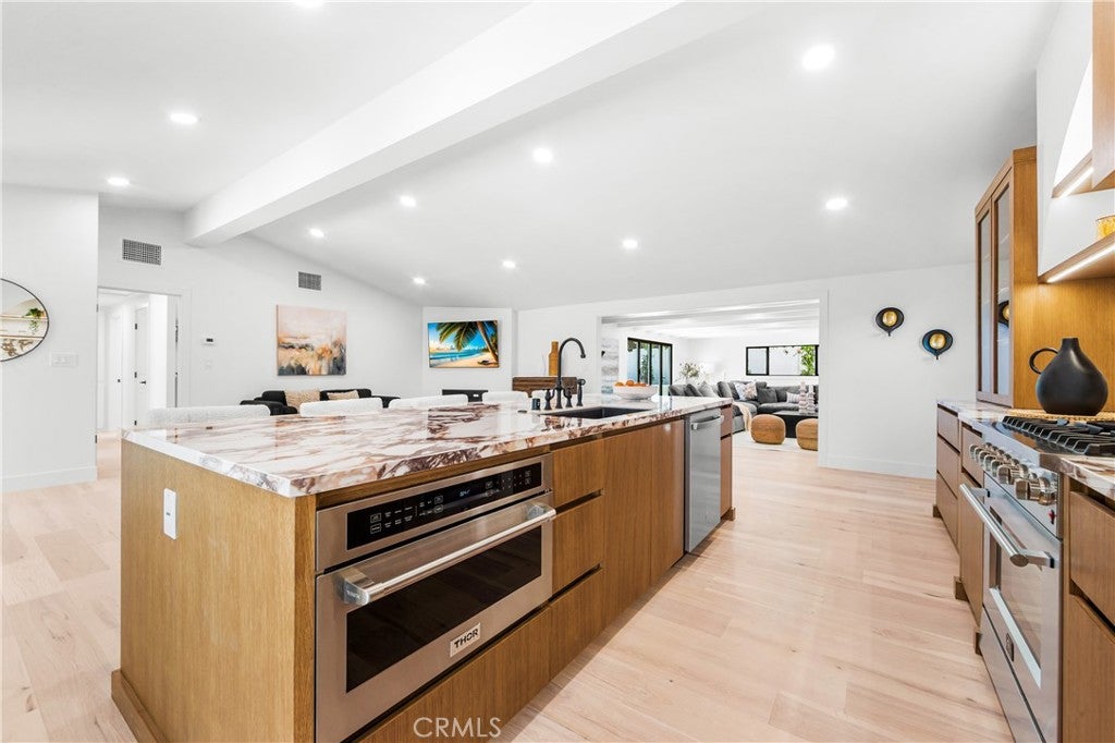 213 Wellesley, Costa Mesa CA 92626 - Photo 27