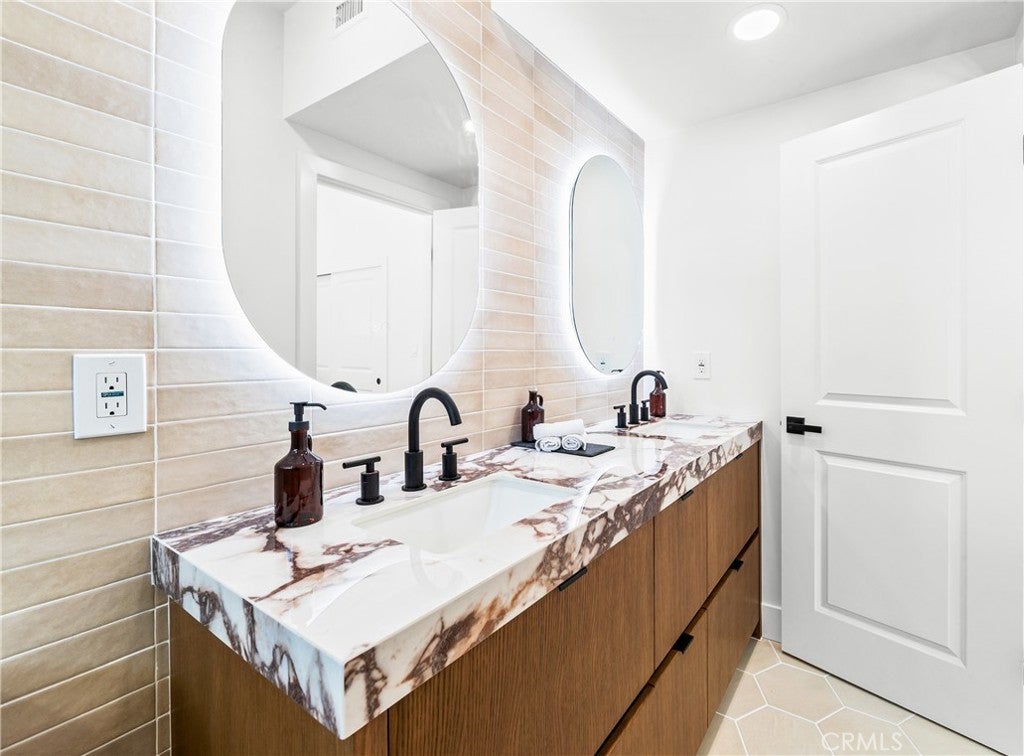 213 Wellesley, Costa Mesa CA 92626 - Photo 54