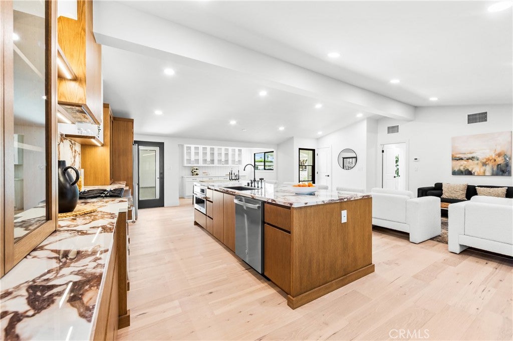 213 Wellesley, Costa Mesa CA 92626 - Photo 28