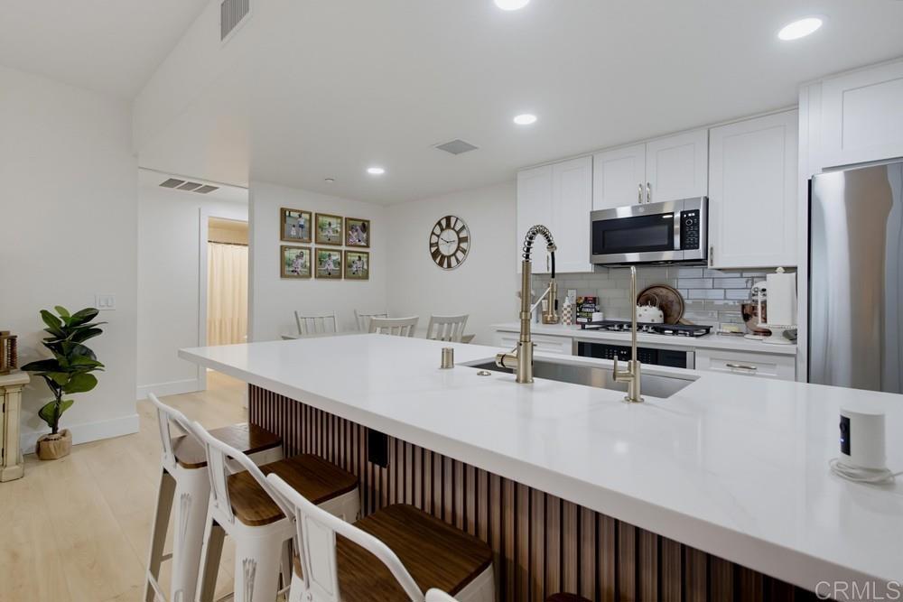9728 Marilla Dr 106