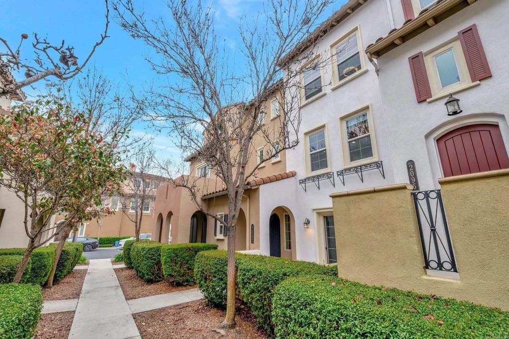 2092 Silverado Street