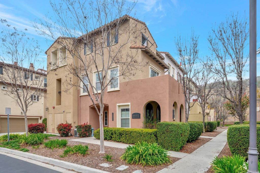 2092 Silverado Street