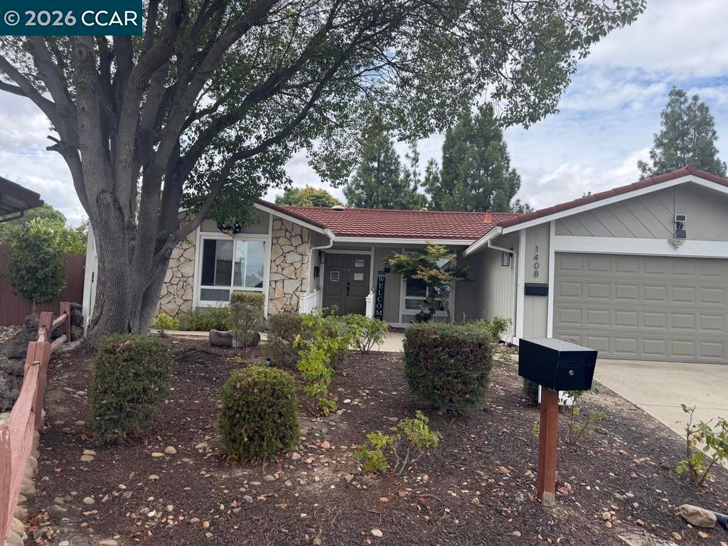 1408 Oakmont Pl
