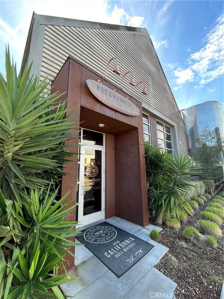 855 Aerovista Place 110