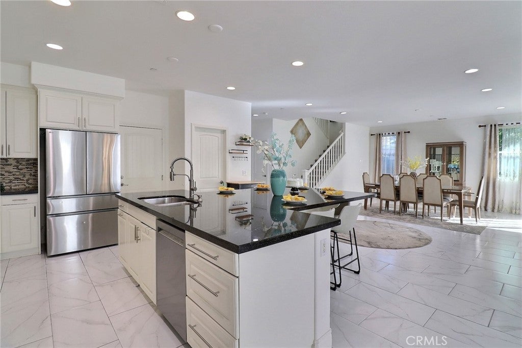 6135 Peregrine Drive