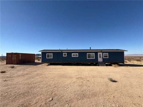 Photo of 60588 Herdmans Road, Landers, CA 92285 (MLS # JT25174166) Photo of 60588 Herdmans Road, Landers, CA 92285 (MLS # JT25174166)