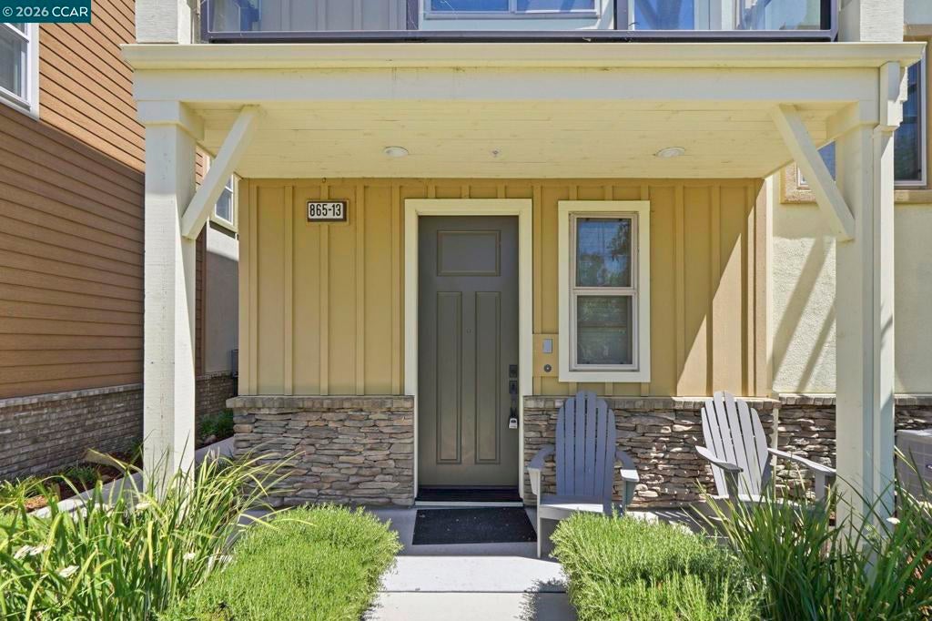 865 Tranquility Cir CIR 13, Livermore CA 94551