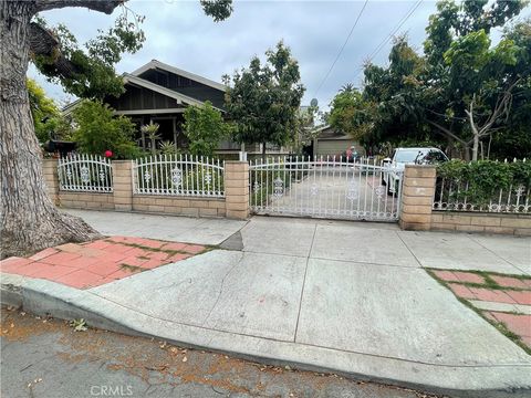 1230 East E 8th Long Beach CA 90813
