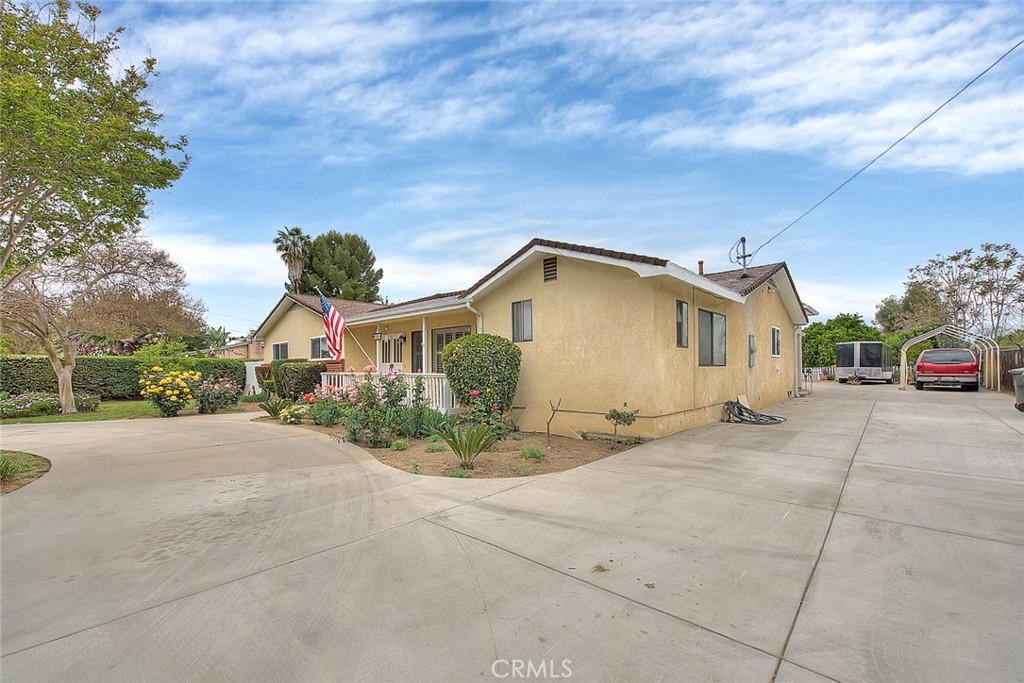 3946 Philadelphia Street