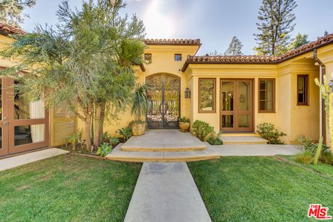 Photo of 9530 Hidden Valley Road, Beverly Hills, CA 90210 (MLS # 26793681)