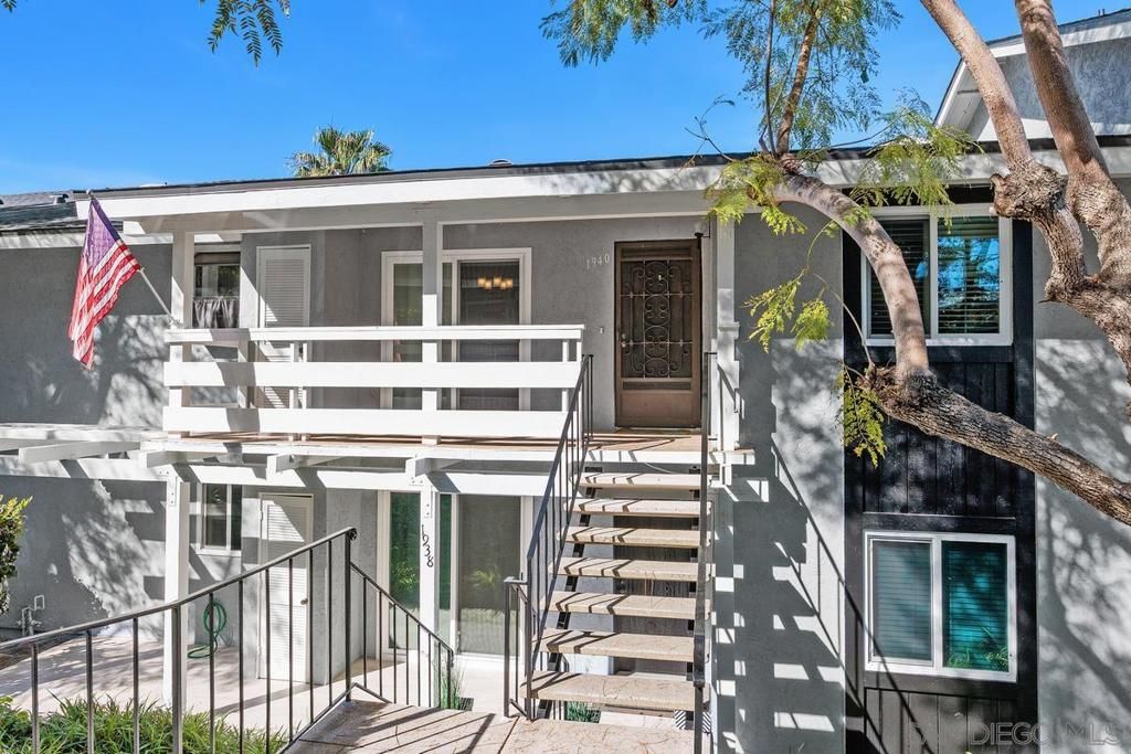 Photo of 1940 Fairway Circle Dr Dr, San Marcos, CA 92078 (MLS # 260006058SD)