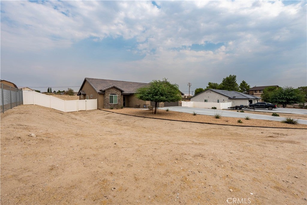 15325 Myalon Road