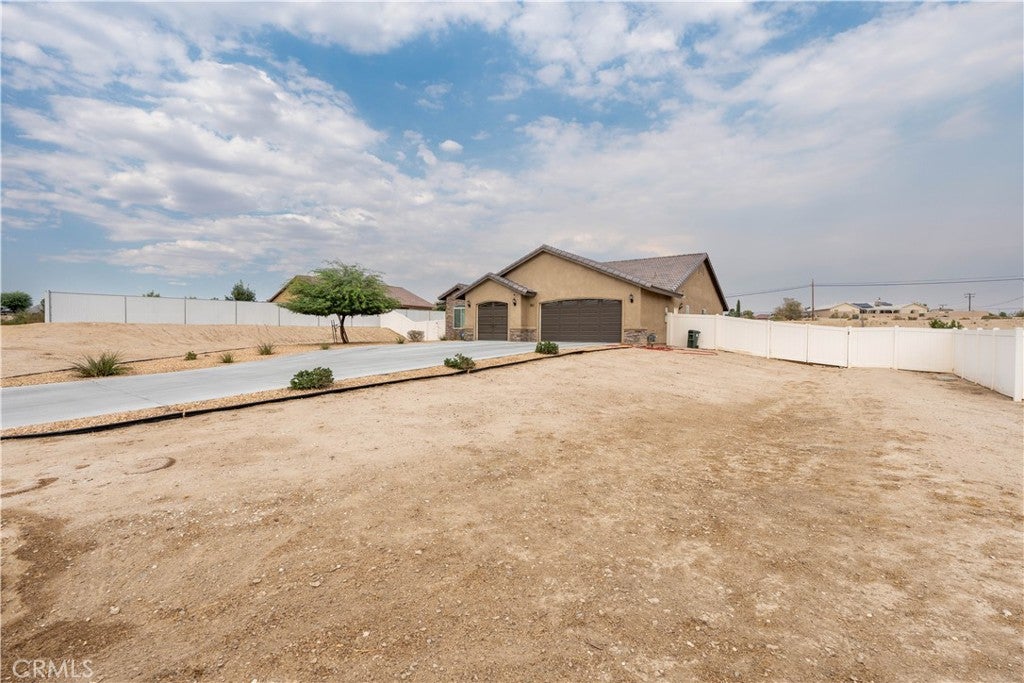 15325 Myalon Road