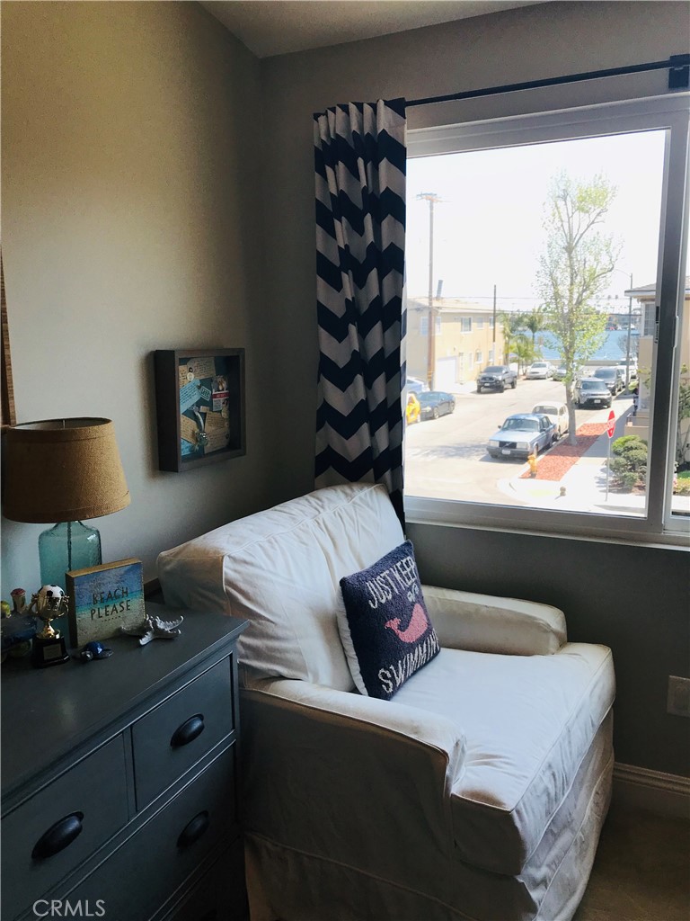 Belmont Shore (BSD) - Residential Income