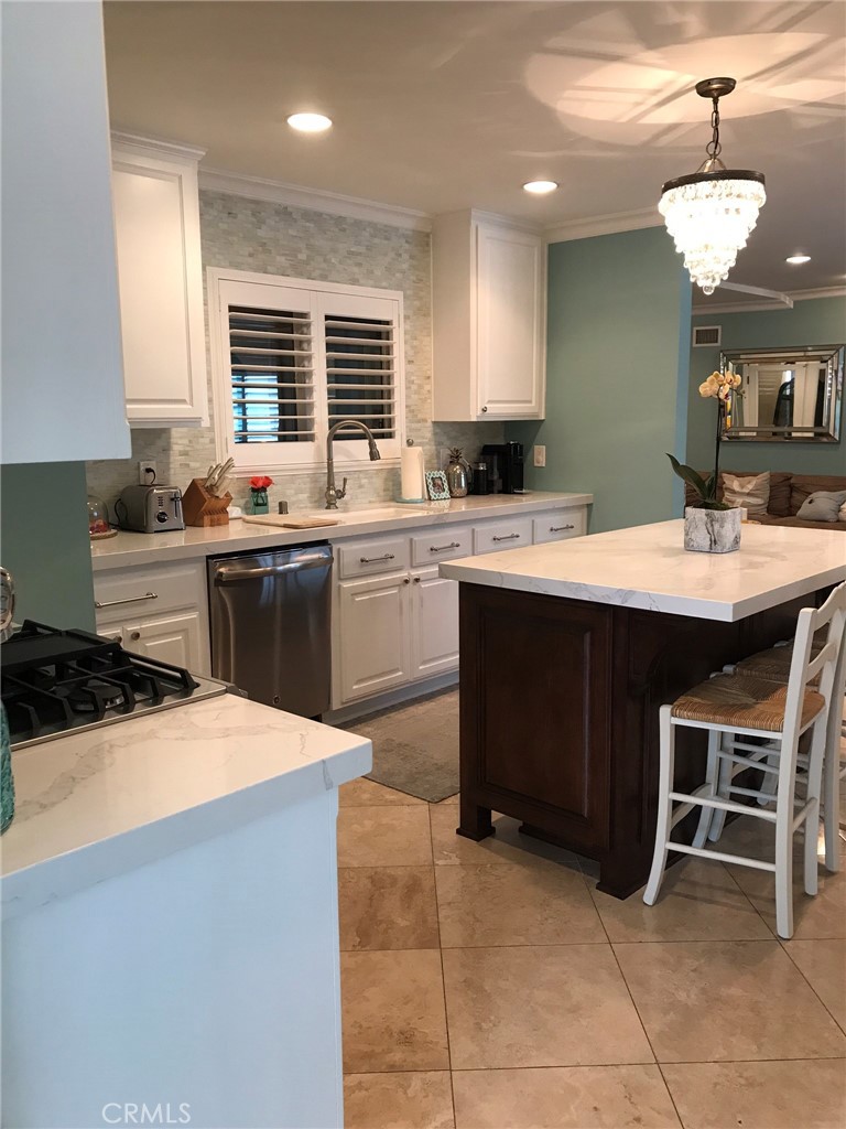 Belmont Shore (BSD) - Residential Income