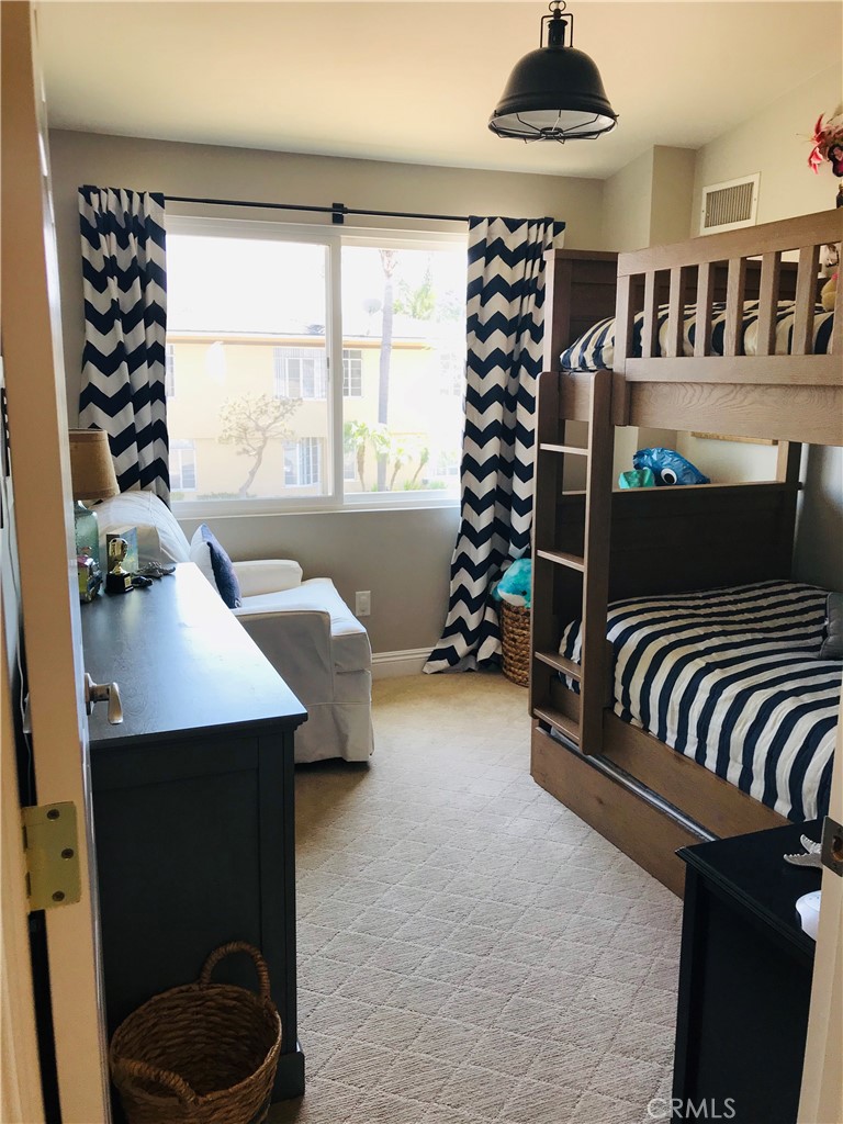 Belmont Shore (BSD) - Residential Income