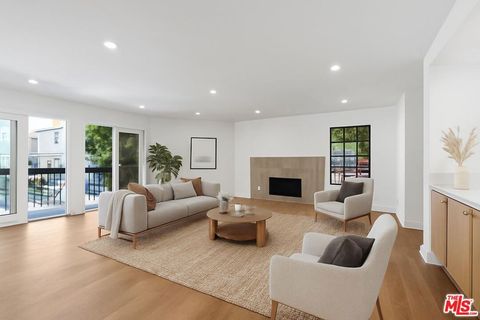Photo of 2541 Stoner Avenue #1, Los Angeles, CA 90064 (MLS # 25599807) Photo of 2541 Stoner Avenue #1, Los Angeles, CA 90064 (MLS # 25599807)
