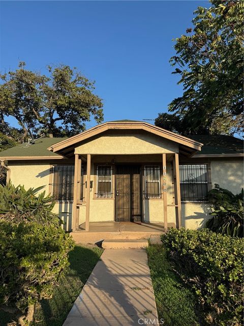 Photo of 11200 11200 Stanford Ave Ave, Los Angeles, CA 90059 (MLS # DW25270197)