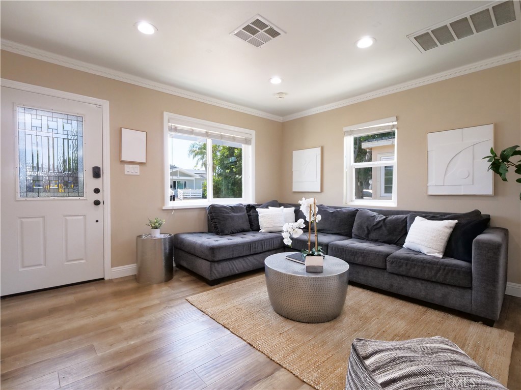 4917 W 140th Street