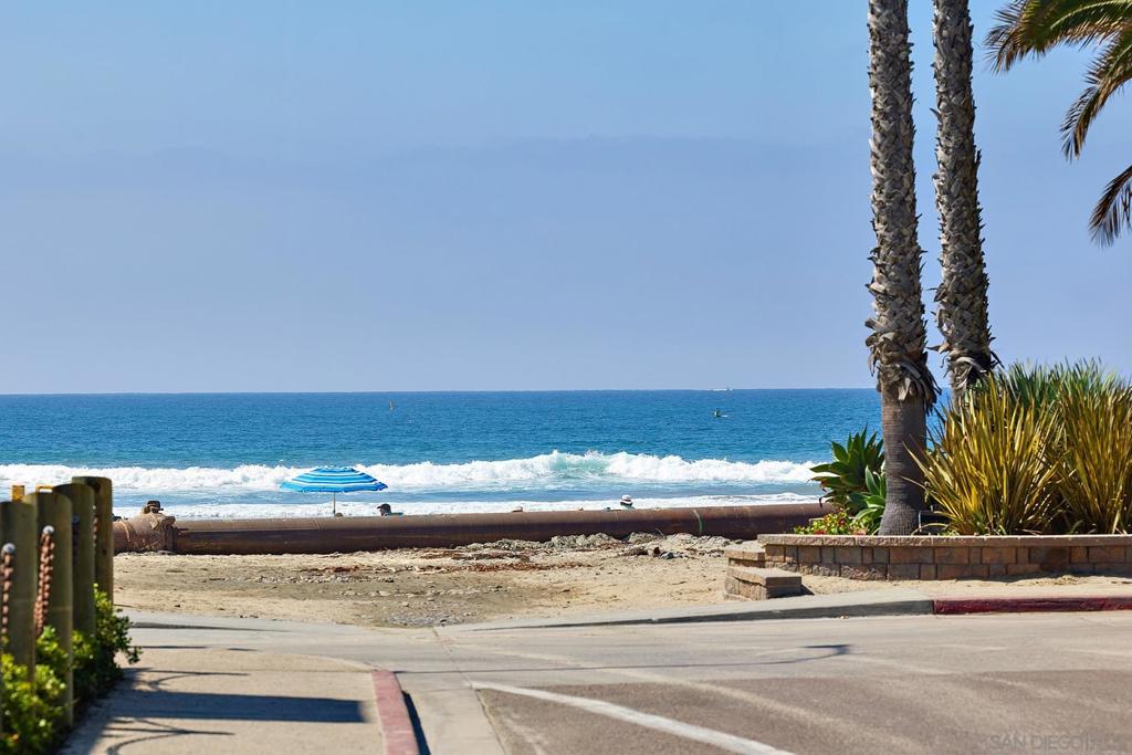 999 N Pacific A15