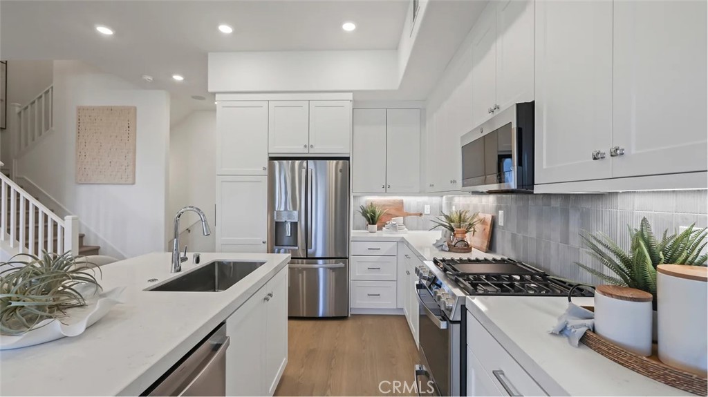 1405 Snowberry Place