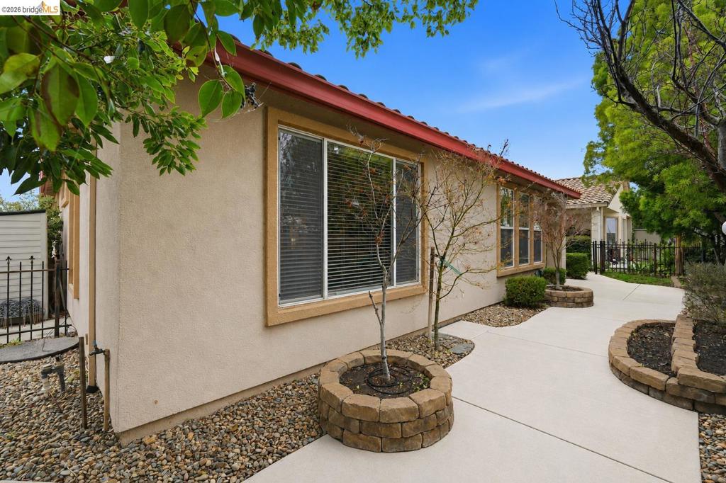 518 American Falls Drive