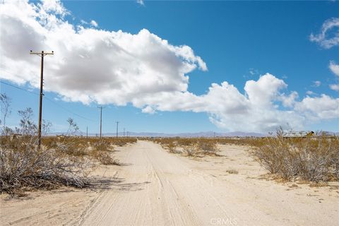 Photo of 1400 Learco Way, Joshua Tree, CA 92252 (MLS # JT26085194)