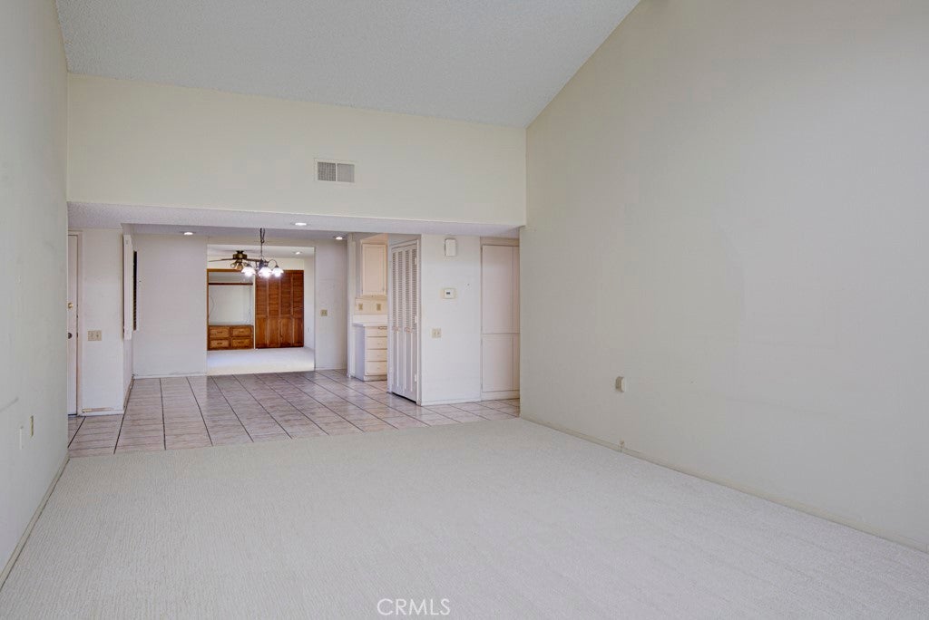 5380 Avenida Sosiega B