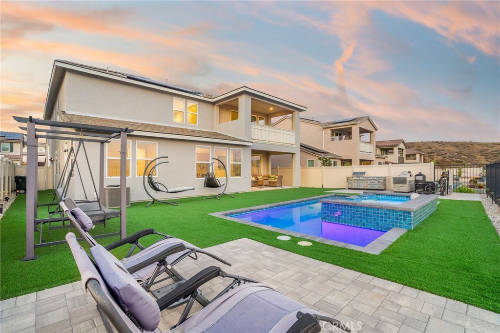28511 Sparrow Way