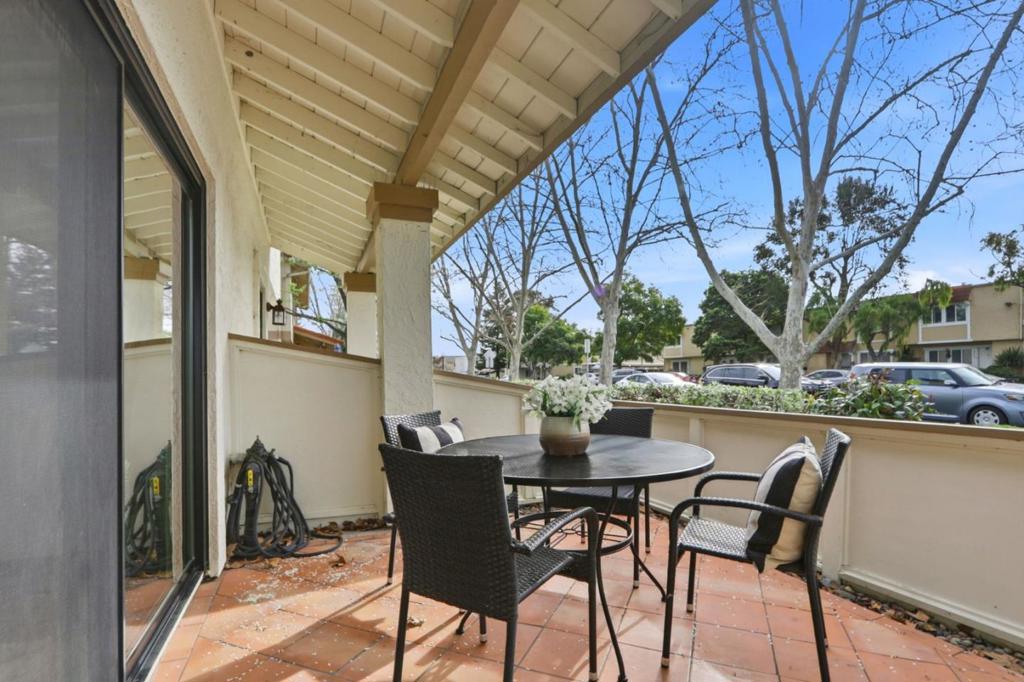 428 Colony Cove Drive