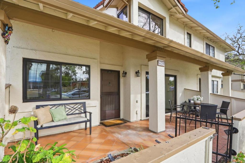 428 Colony Cove Drive